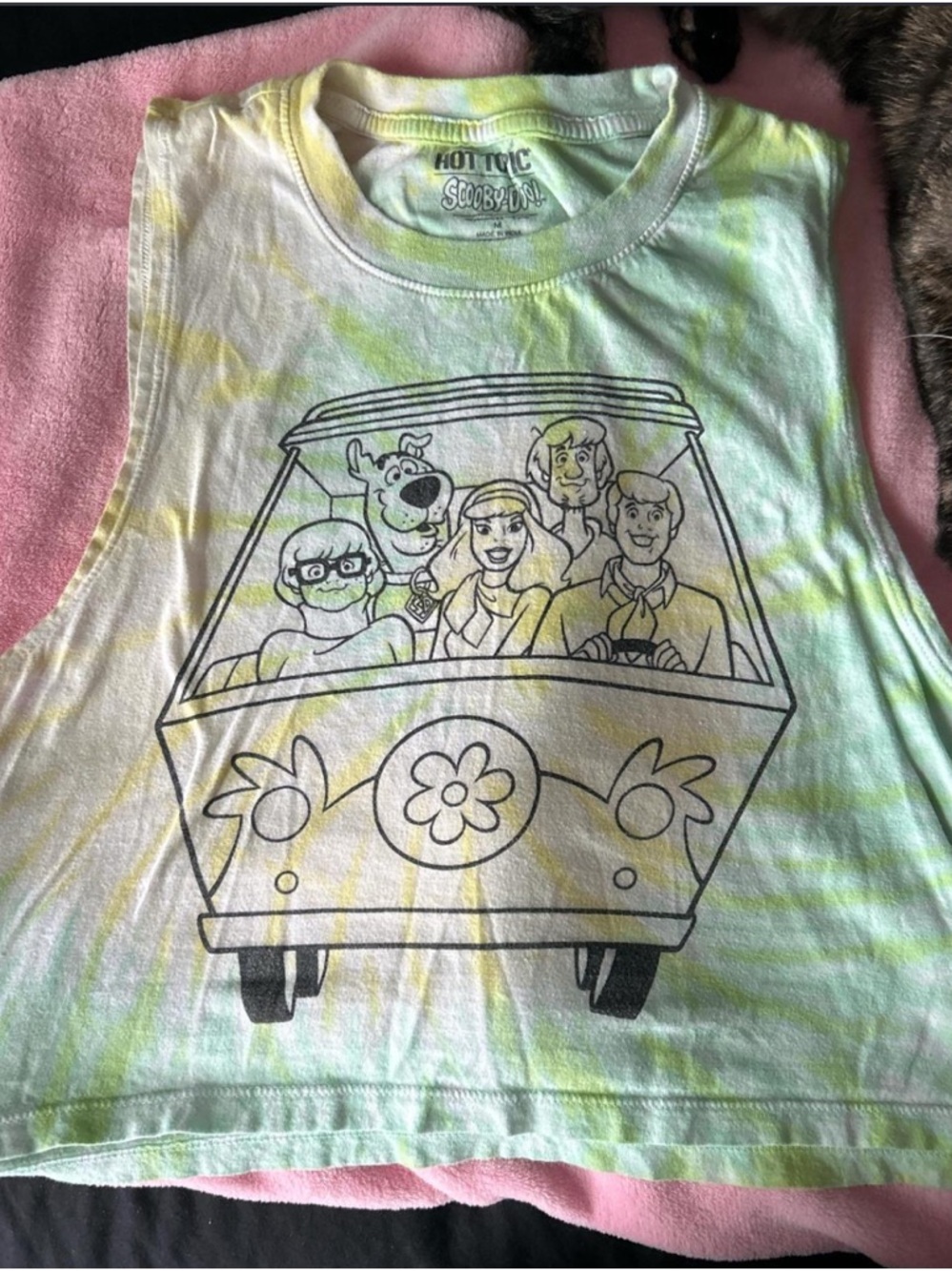 Hot Topic Scooby-Doo Tie-Dye Muscle Tank Top - Yellow & Green